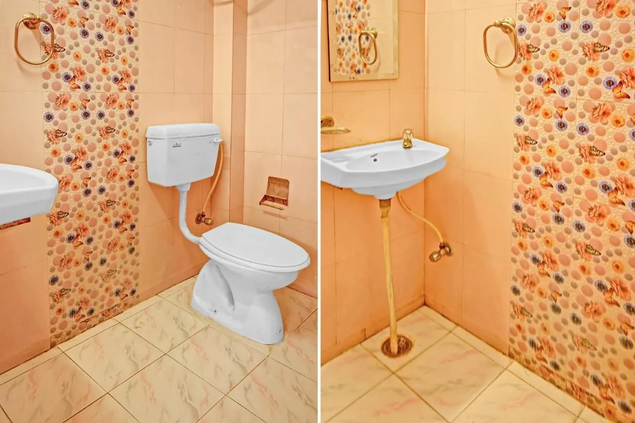 ורנאסי Oyo 7498 Hotel Aparajita